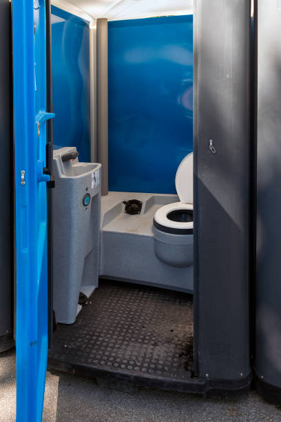 Best Porta potty rental near me  in Red Oak, NC